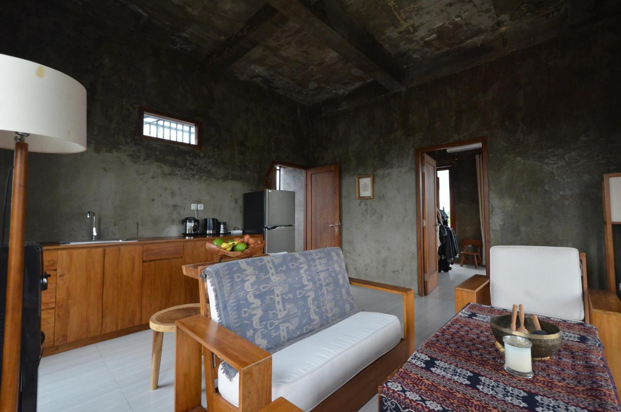 Ohmmstay - Rumah Pendopo Tanjungtirto المظهر الخارجي الصورة