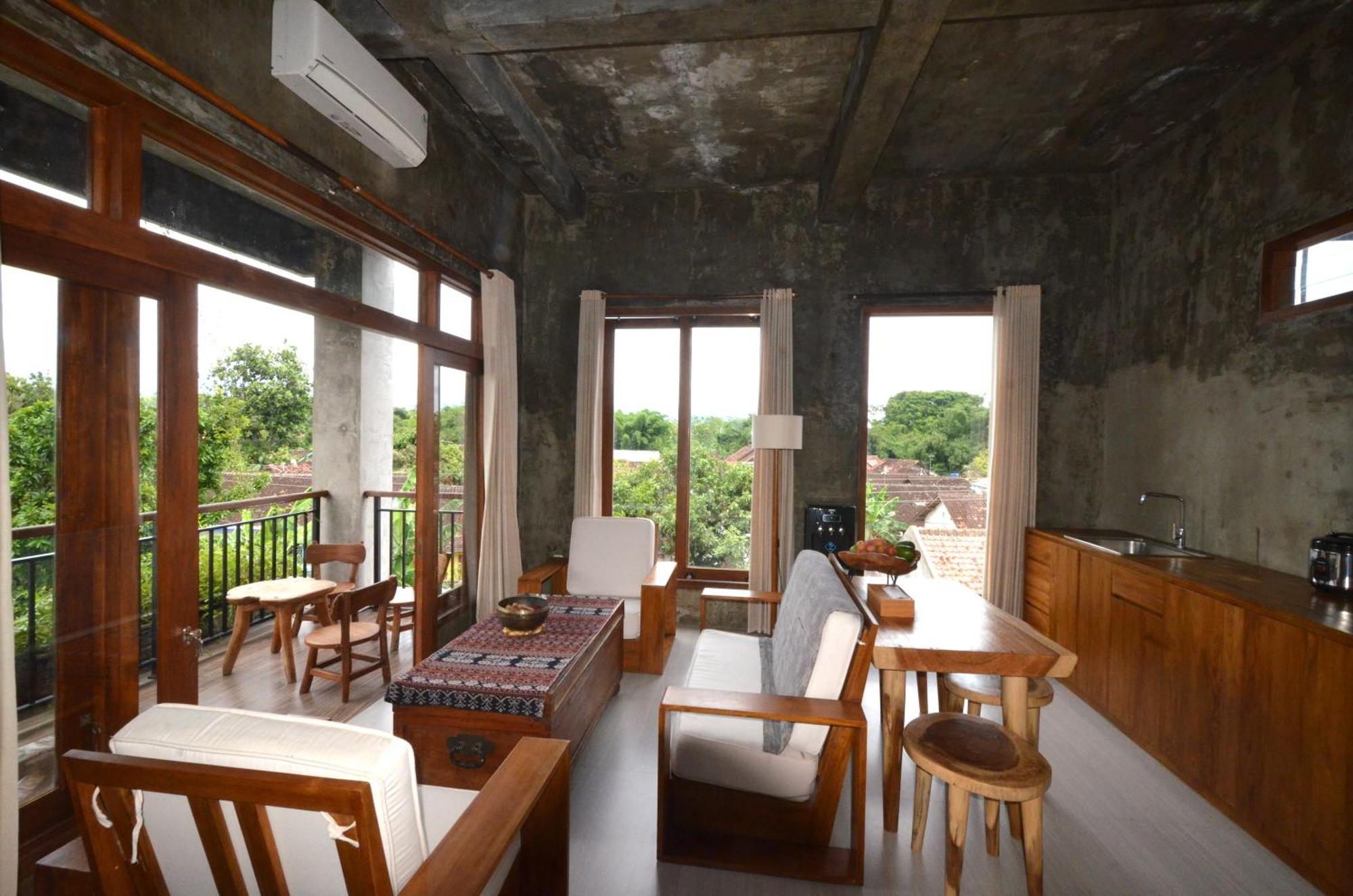 Ohmmstay - Rumah Pendopo Tanjungtirto المظهر الخارجي الصورة