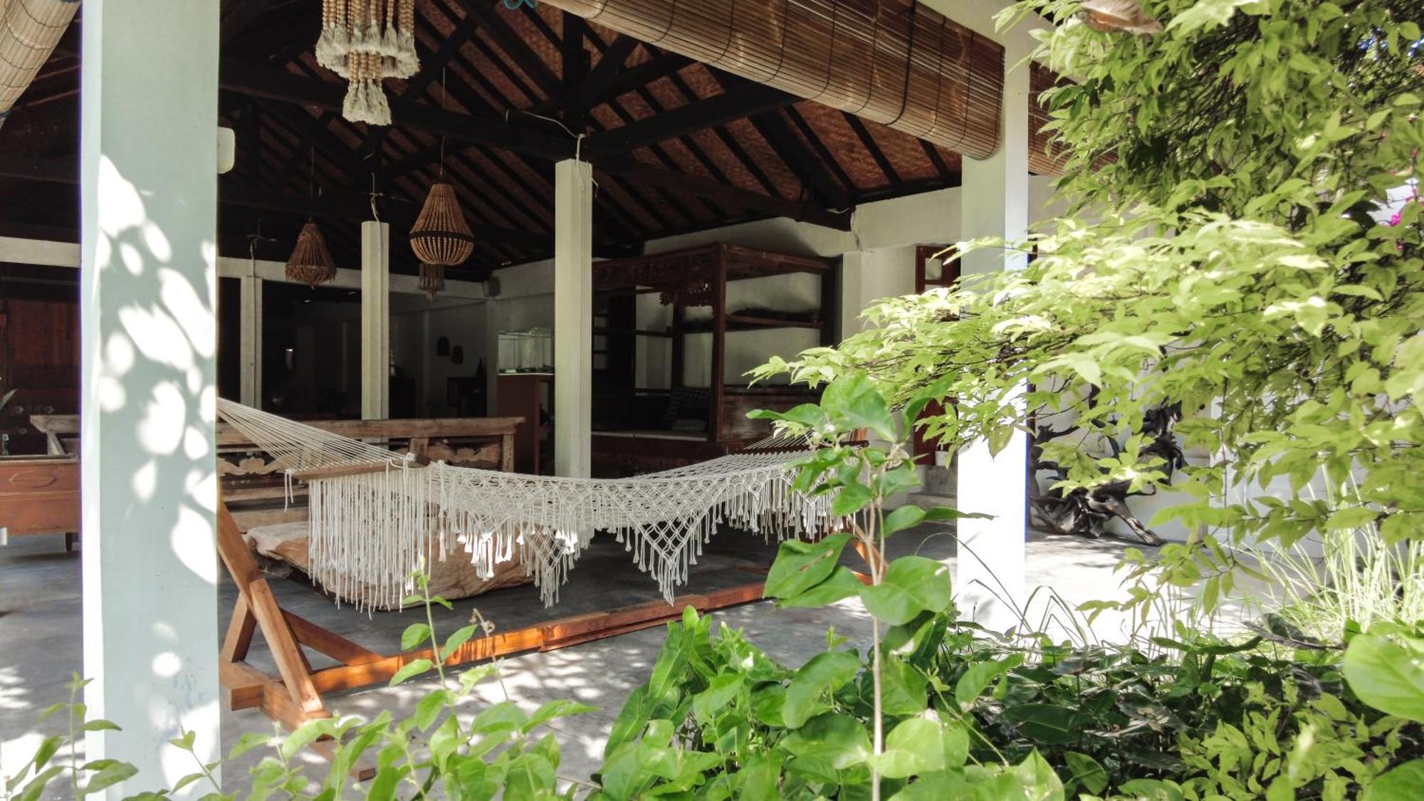 Ohmmstay - Rumah Pendopo Tanjungtirto المظهر الخارجي الصورة
