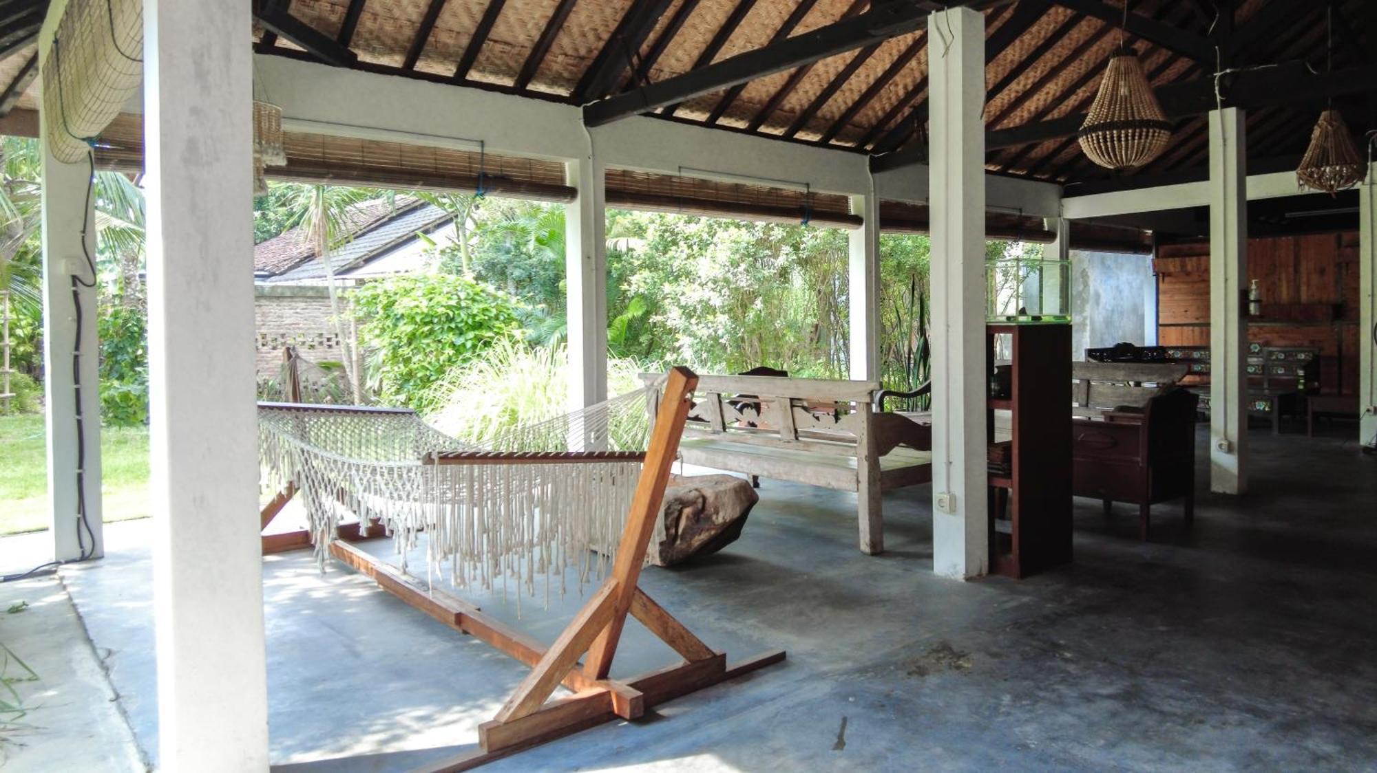 Ohmmstay - Rumah Pendopo Tanjungtirto المظهر الخارجي الصورة